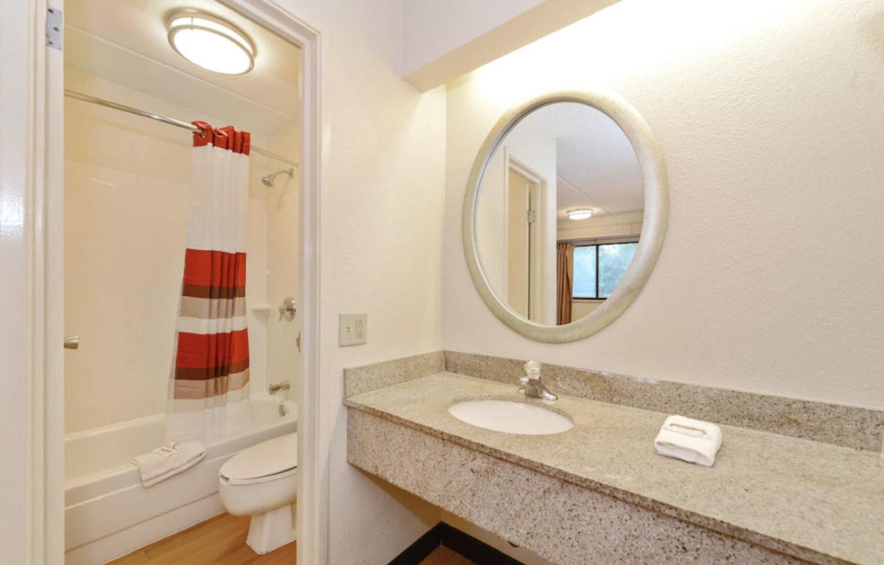 Fairbridge Inn Express Батон-Руж Экстерьер фото